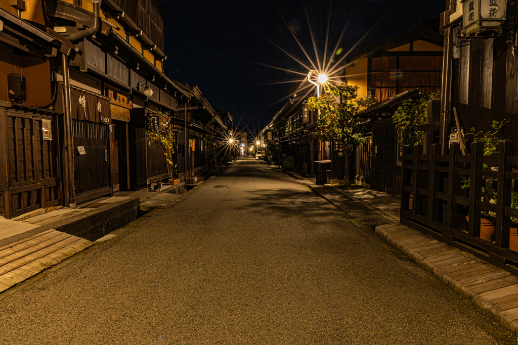 高山伝統的建造物、夜の静寂