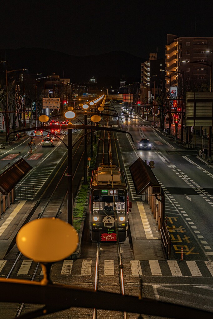 夜の路面電車