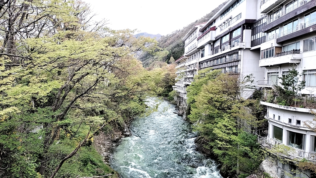 水上温泉街