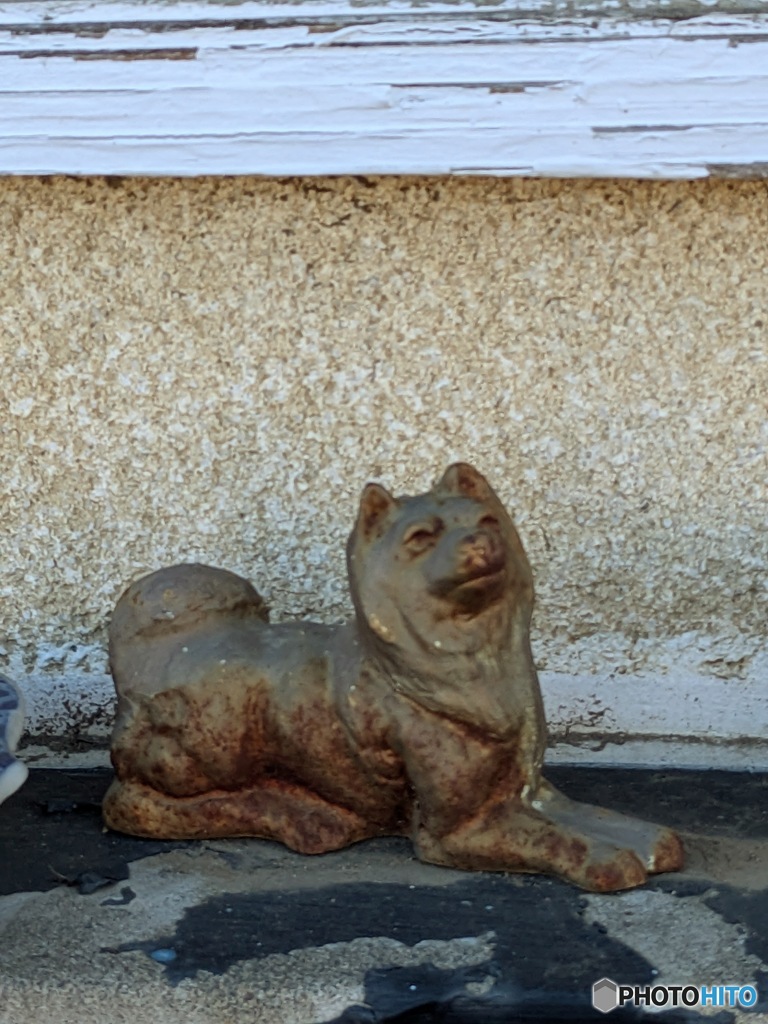 犬の置物