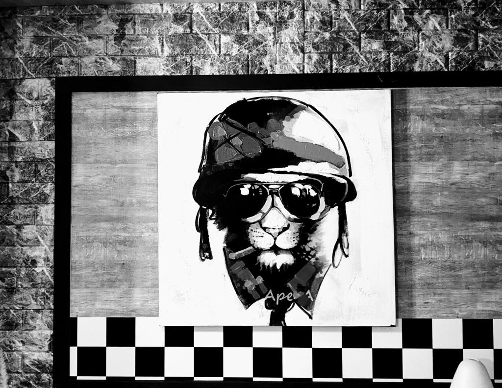 不思議なイラスト　モノクロ編