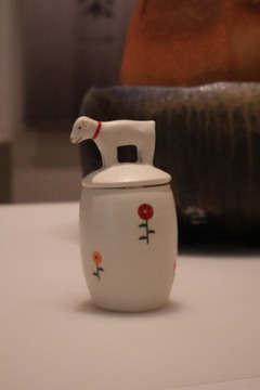 ヤギの茶入れ