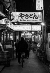 天満　日曜日　夜