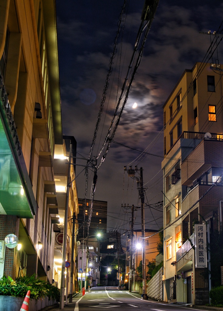 帰路中スナップ  月を観ながら 3