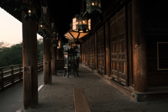 二月堂黄昏
