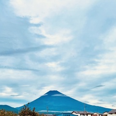 白眉富士山と水彩空