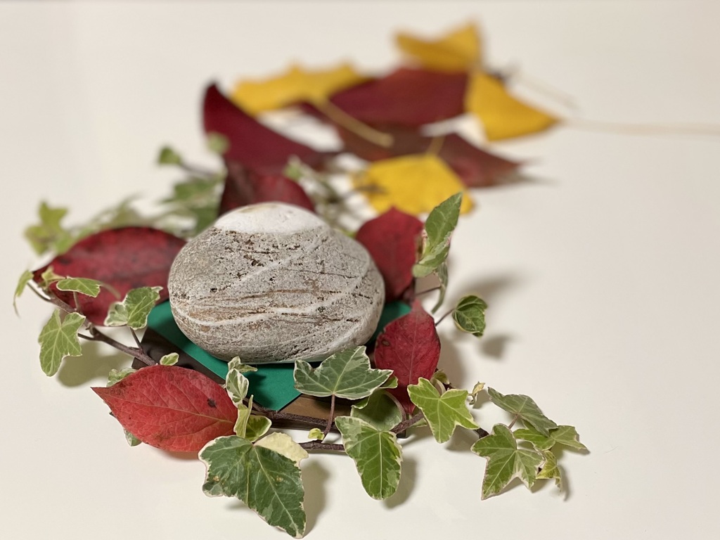 紅葉に囲まれるMy富士