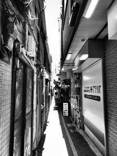 路地裏