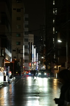 繁華街へ