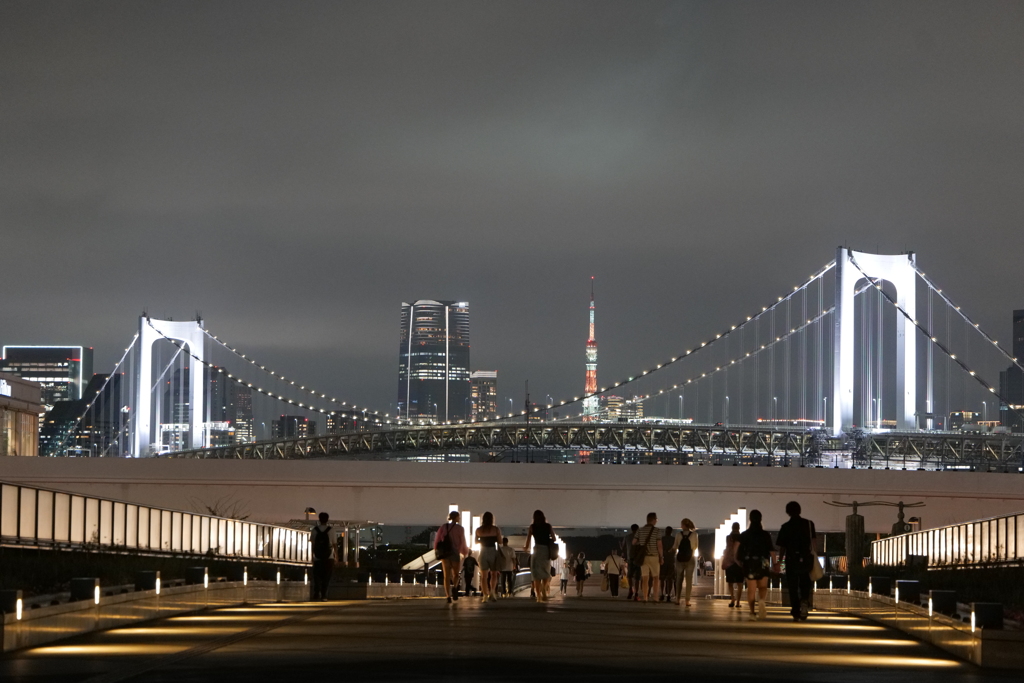 レインボーブリッジと東京タワー