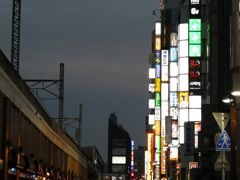 吉祥寺の線路沿い