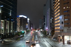 小雨の降る仙台の夜