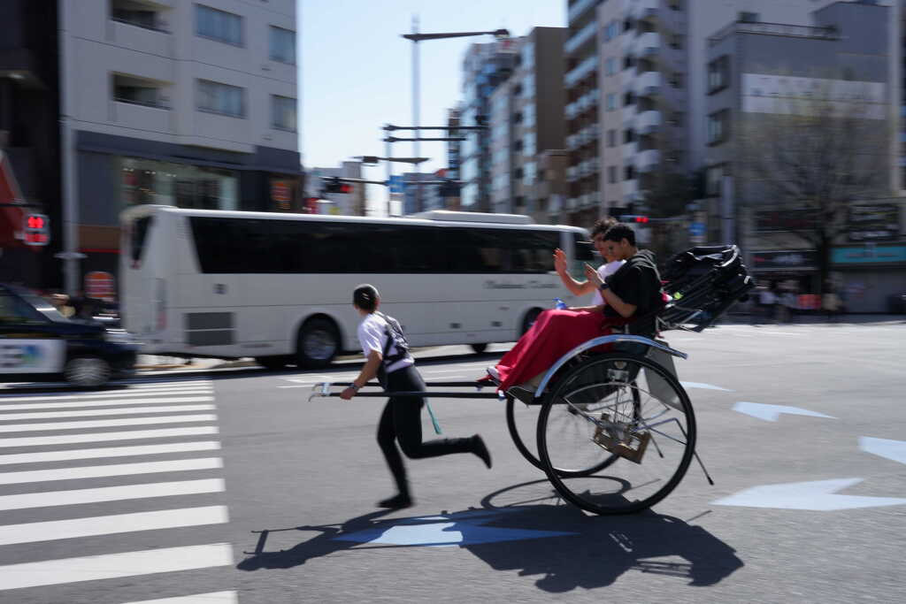 浅草人力車