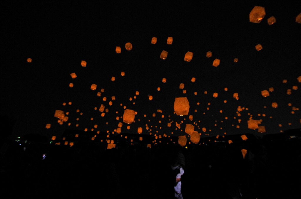 この広い夜空いっぱい