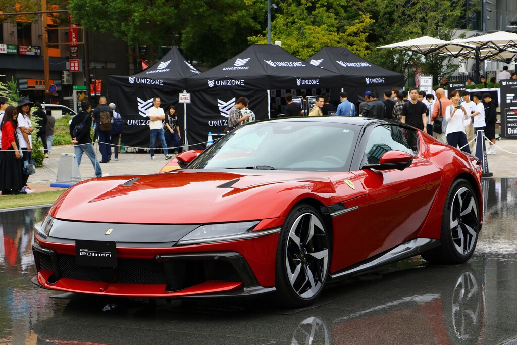 フェラーリ　12　チリンドリ