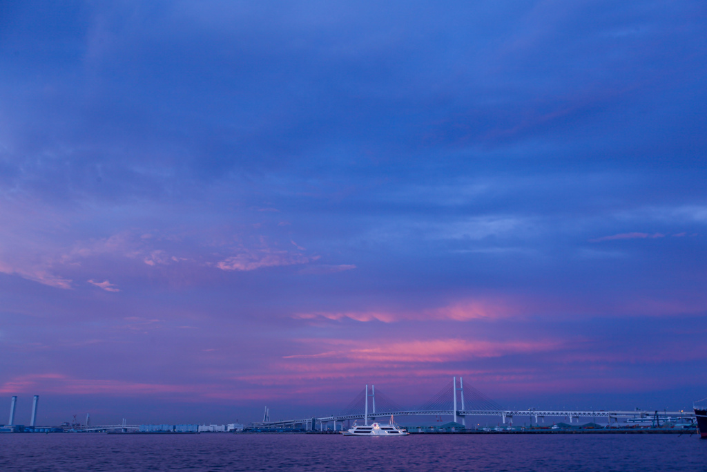 横浜港