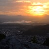 夜明けの街並み