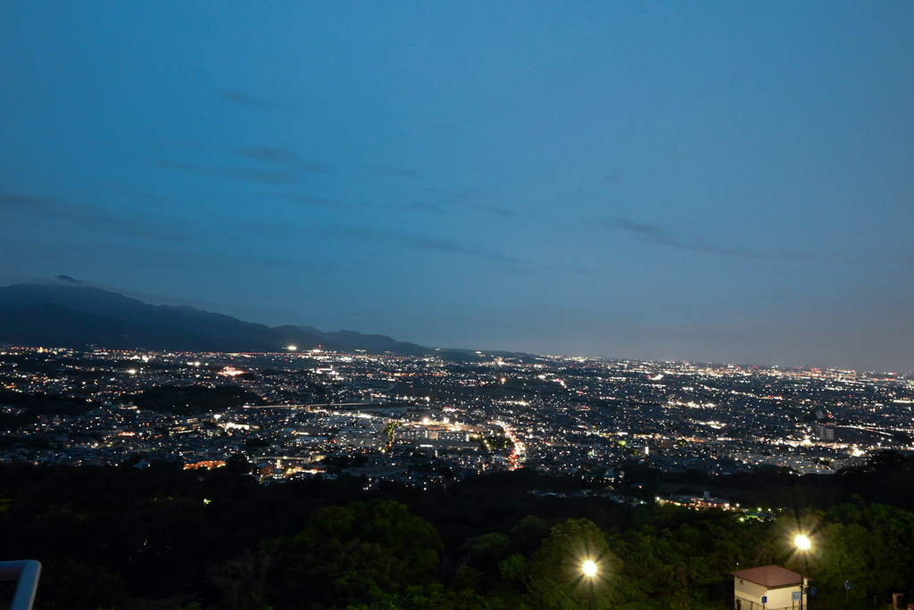 湘南平の夜景