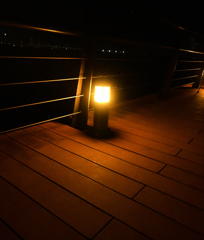 静かな灯り