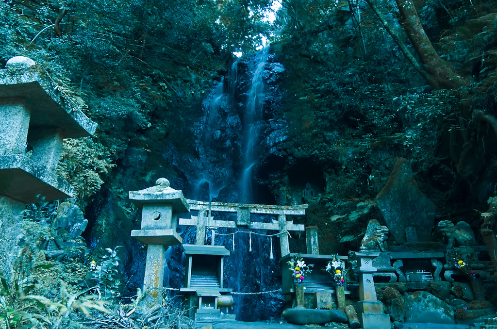 静寂に包まれる