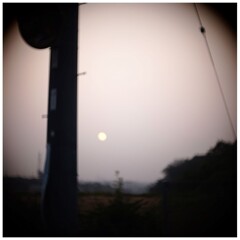上り始めた太陽