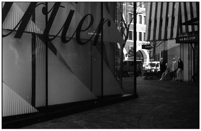 表参道モノクロスナップ　(film)