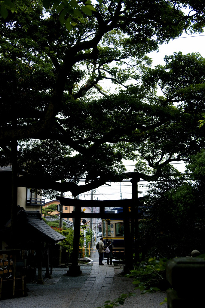 御霊神社