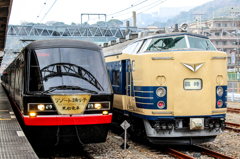 583系と黒船