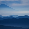 朝霧の富士山