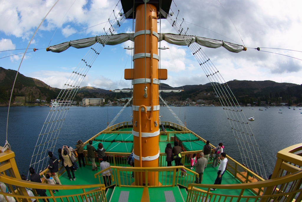 箱根海賊船から