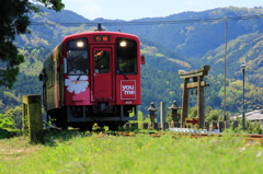 ローカル線の鳥居