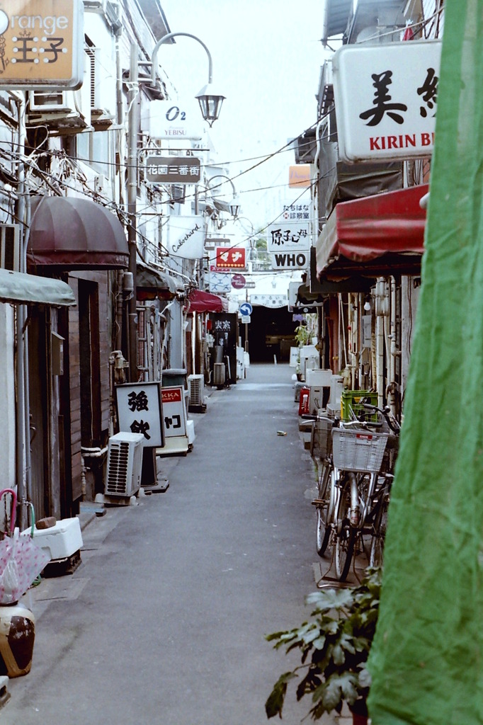 飲み屋街