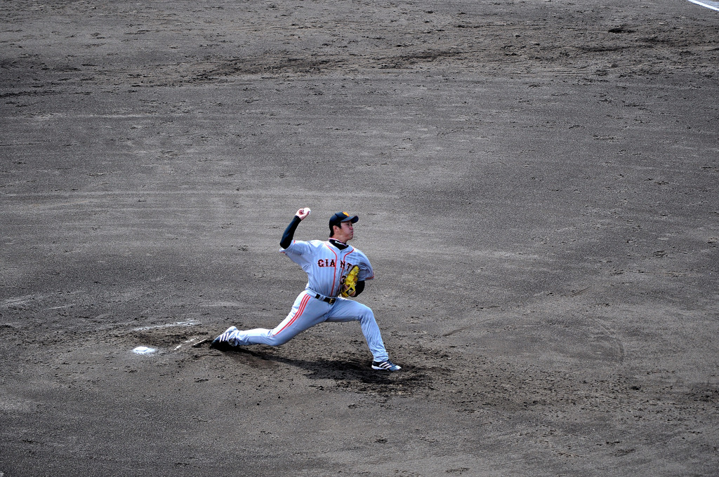ジャイアンツ.野間口投手