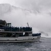 船上から　下流側の滝