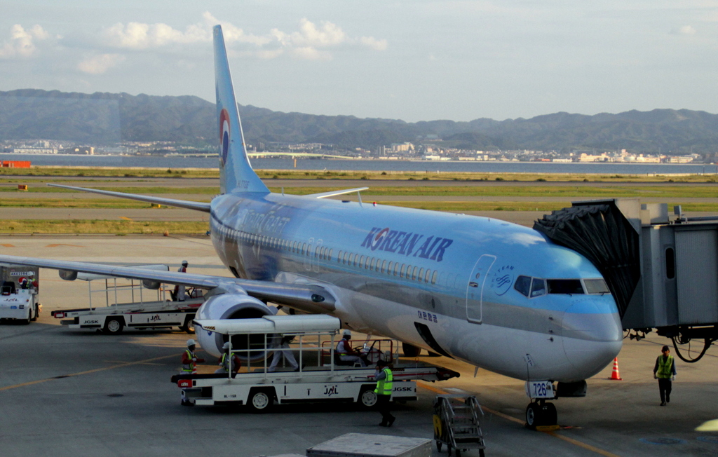 関空発　ソウル行 726便