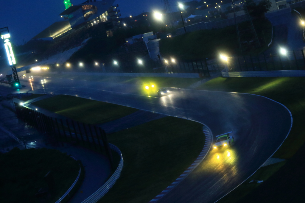SUZUKA NIGHT