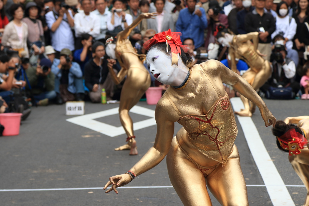 金粉ショー