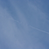 飛行機雲の影