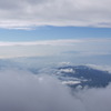 雲と雲の間から