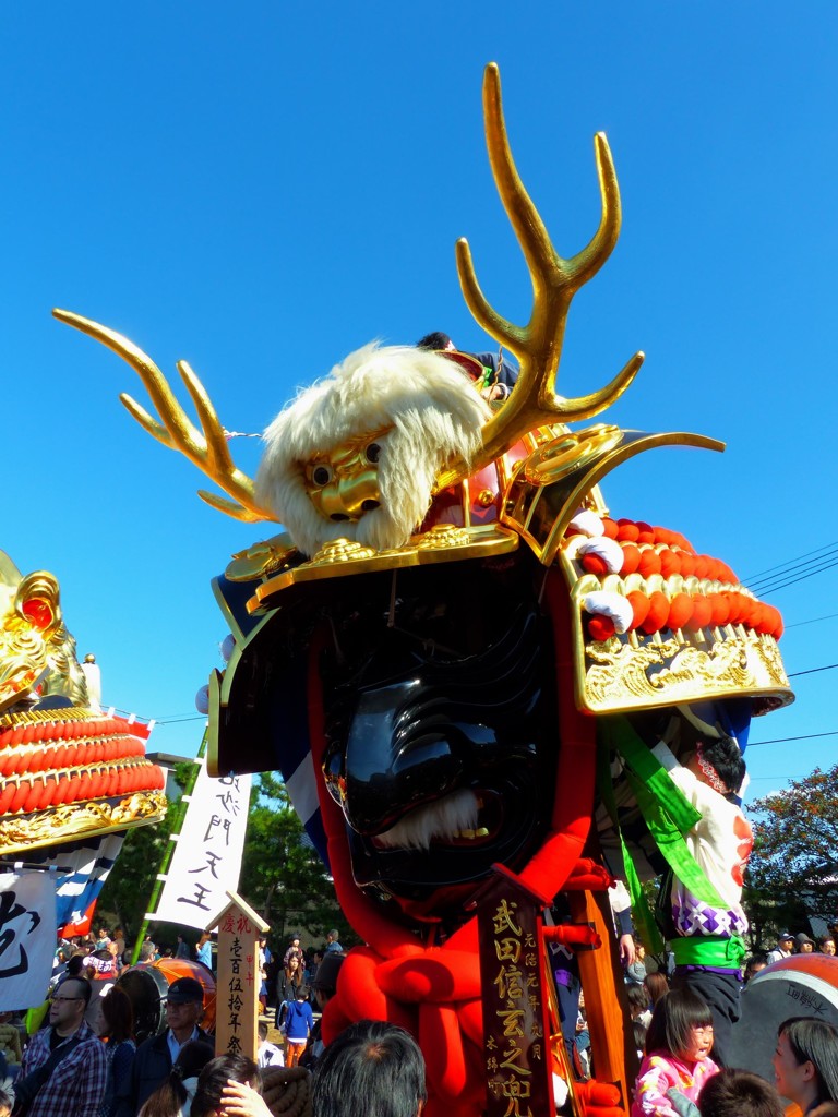 九番曳山　武田信玄の兜