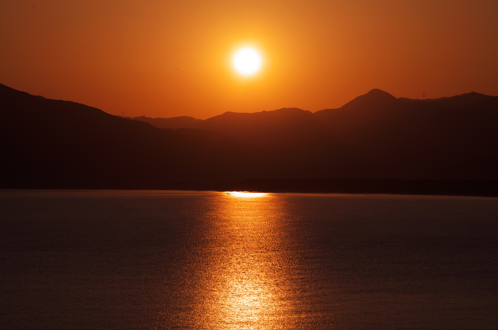唐津湾の夜明け
