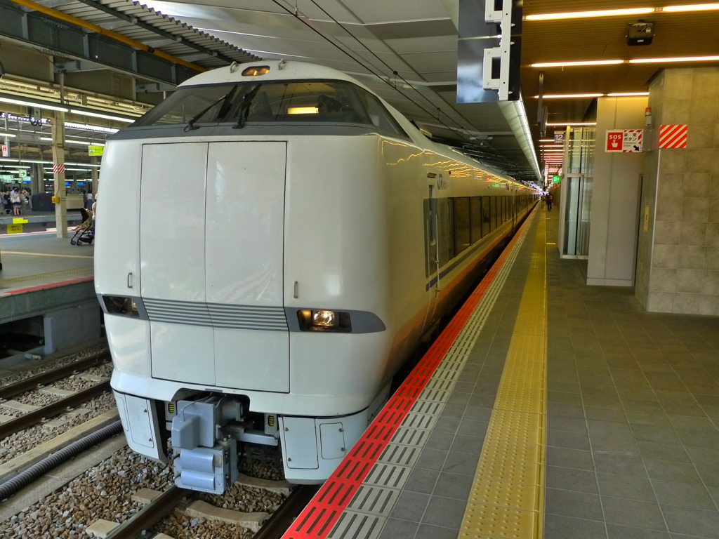 サンダーバード（前）