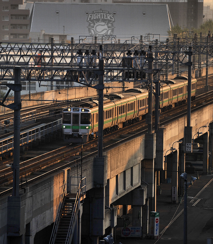 朝の鉄道