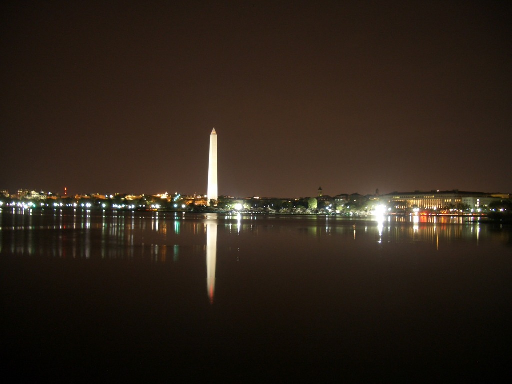 ワシントン記念塔－夜景