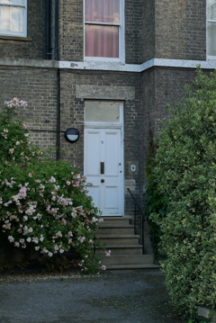 ケンブリッジのドア（白）