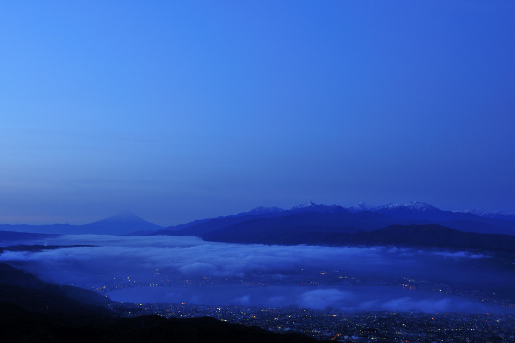 そして夜明け直前