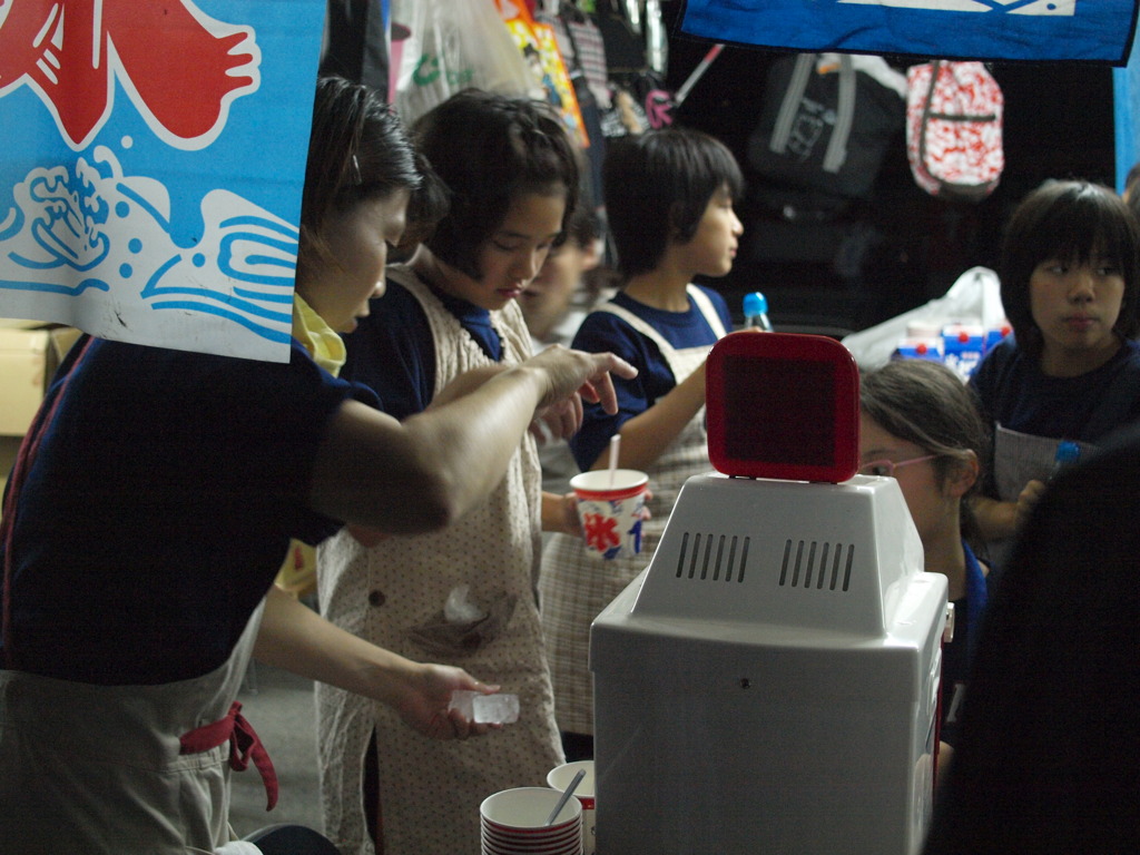 カキ氷売りの少女