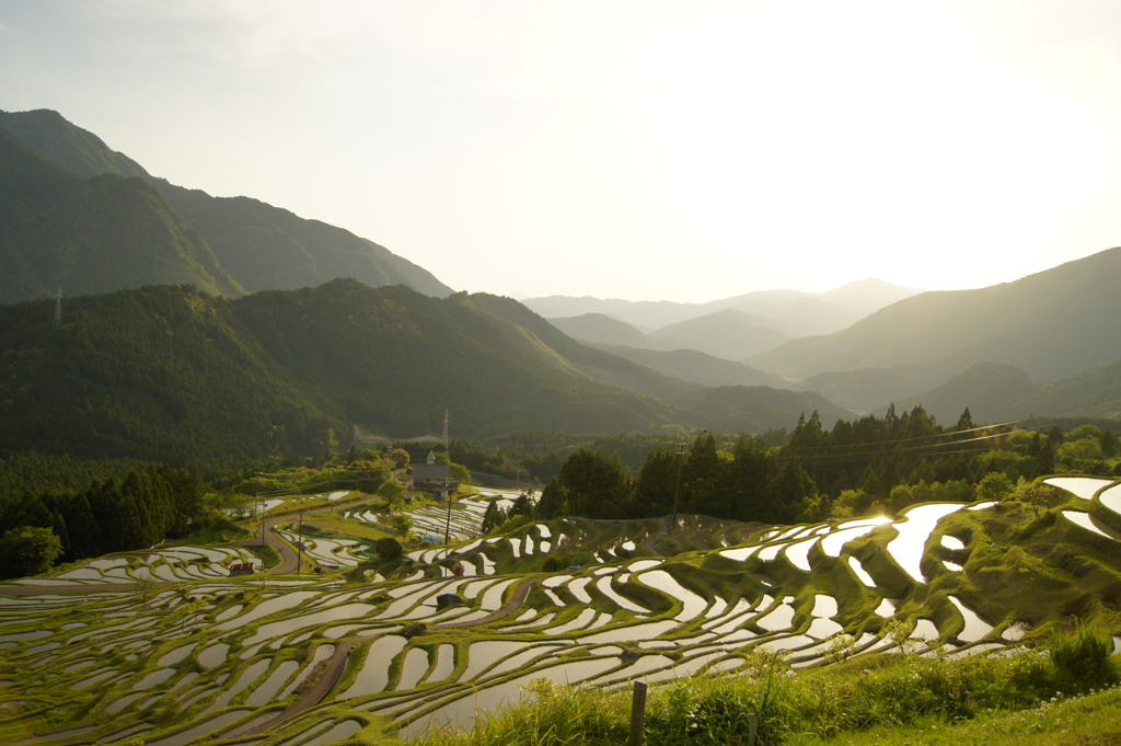 棚田、夕景前
