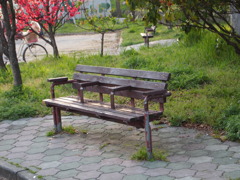 哀愁あるベンチ