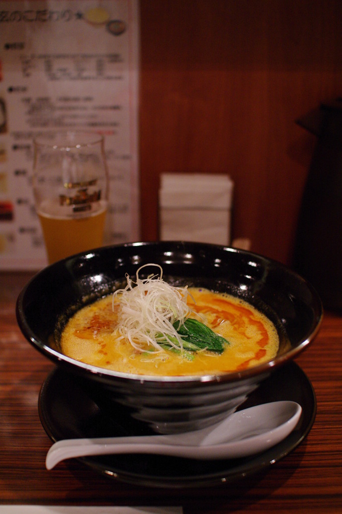 華金に食べた坦坦麺。